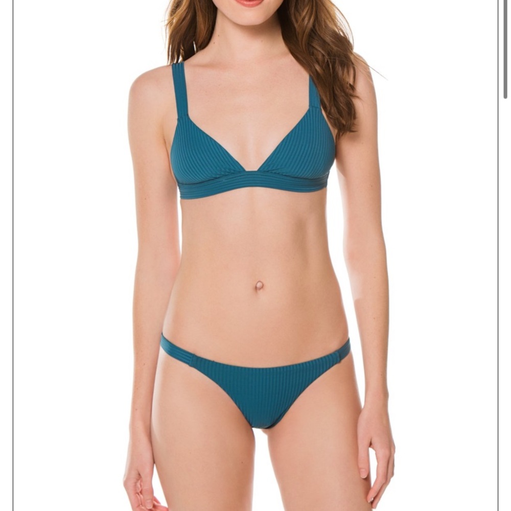 NWOT. Vitamin A Bikini Set.